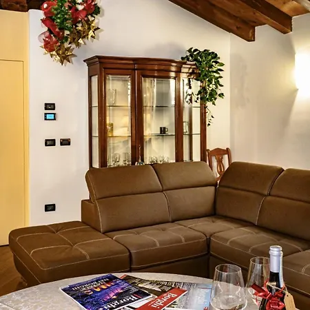 Trevisi - Apartment-free Parking