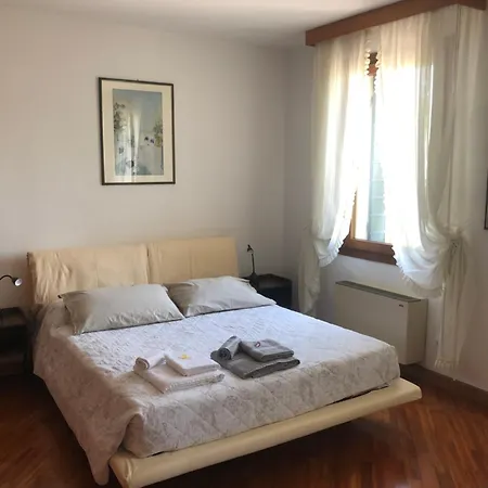 아파트 Trevisi - Apartment-free Parking 트레비소