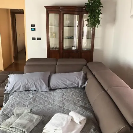 Trevisi - Apartment-free Parking Apartman *