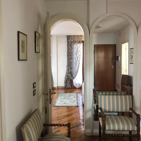 Apartment Trevisi - *